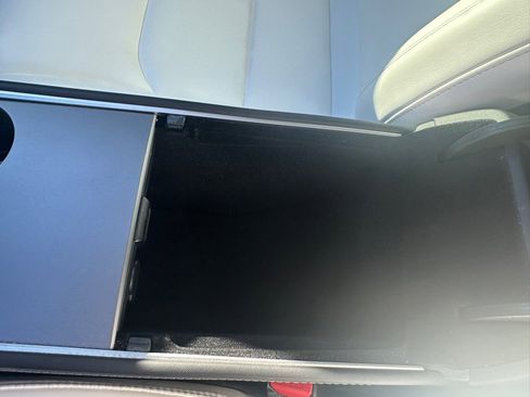 Used 2023 Tesla Model Y Long Range image 25