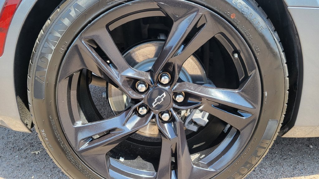 Used 2022 Chevrolet Camaro LT w/ RS Package RWD image 18