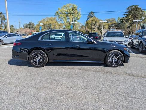 New 2026 Mercedes-Benz E 350 4MATIC Sedan image 4