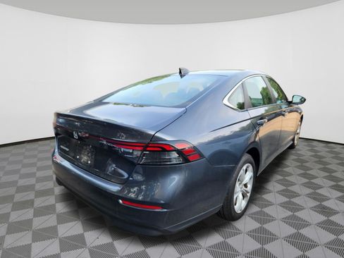 Used 2025 Honda Accord LX image 4
