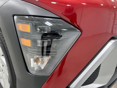 Used 2026 Hyundai Kona SE FWD image 11