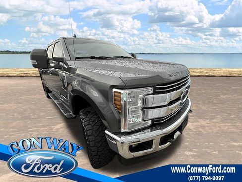 Used 2019 Ford F250 Lariat w/ FX4 Off-Road Package AWD/4WD image 1