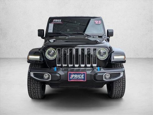 Used 2023 Jeep Wrangler Unlimited Sahara AWD/4WD image 2
