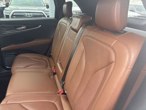 Used 2021 Lincoln Nautilus Reserve w/ Equipment Group 201A image 22