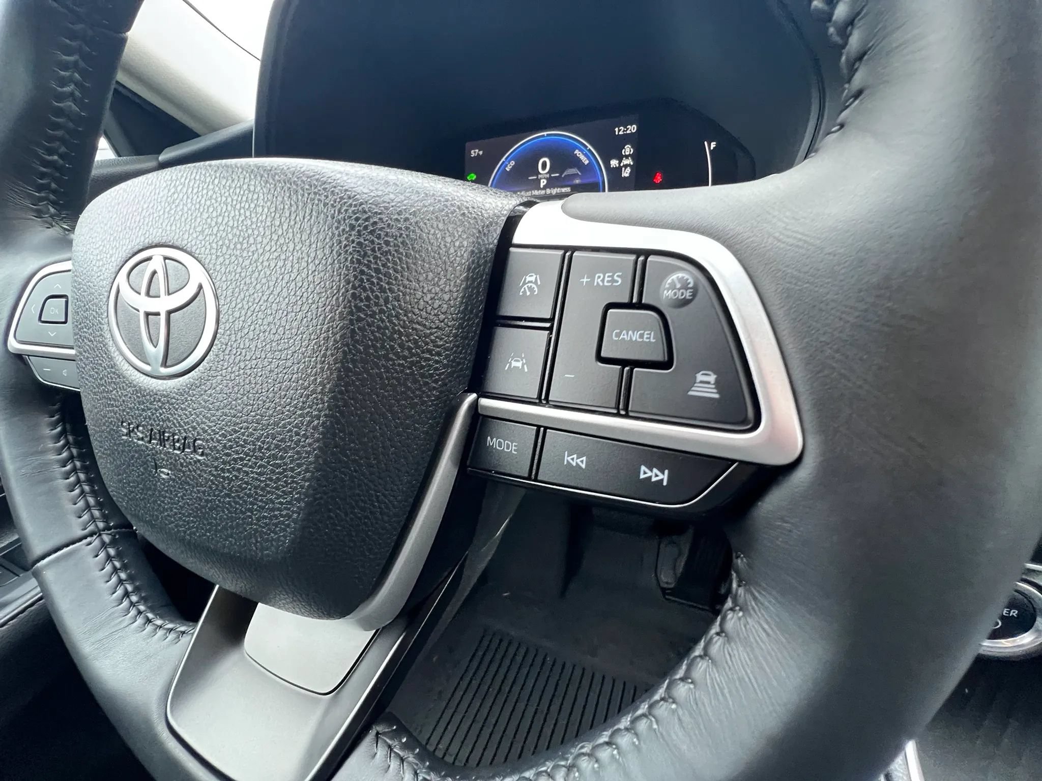Used 2024 Toyota Grand Highlander AWD Hybrid image 31
