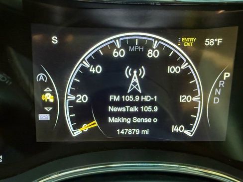 Used 2017 Jeep Grand Cherokee Trailhawk image 9