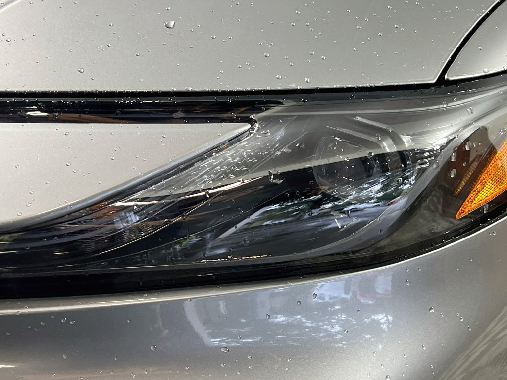 Used 2025 Toyota Camry SE FWD image 9