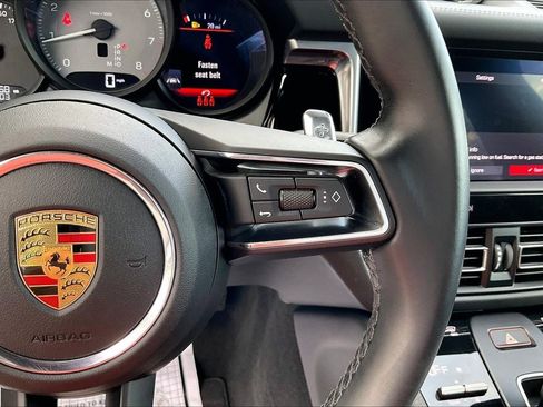 Used 2023 Porsche Macan S image 12