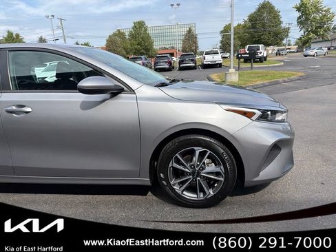 Used 2023 Kia Forte LXS FWD image 6