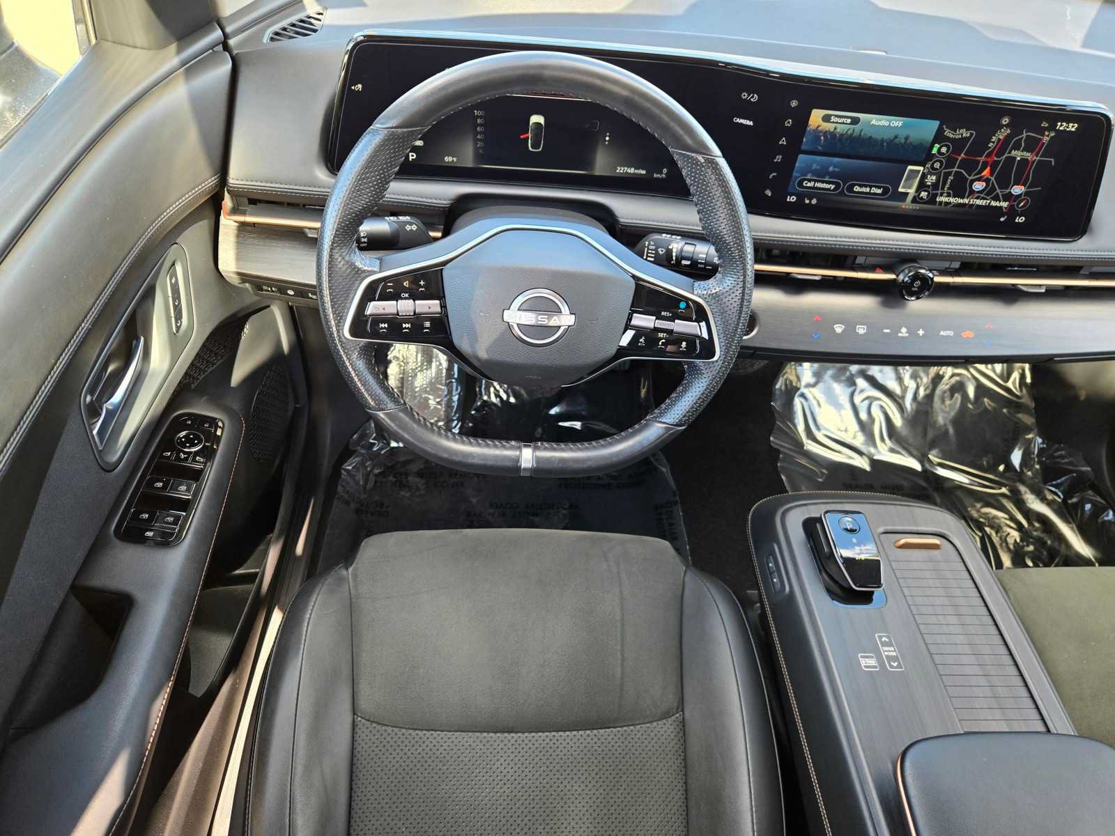 Used 2024 Nissan Ariya FWD image 12