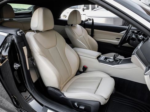 Used 2023 BMW 430i Convertible w/ Premium Package RWD image 33