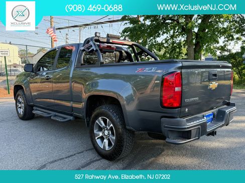 Used 2015 Chevrolet Colorado Z71 AWD/4WD image 2
