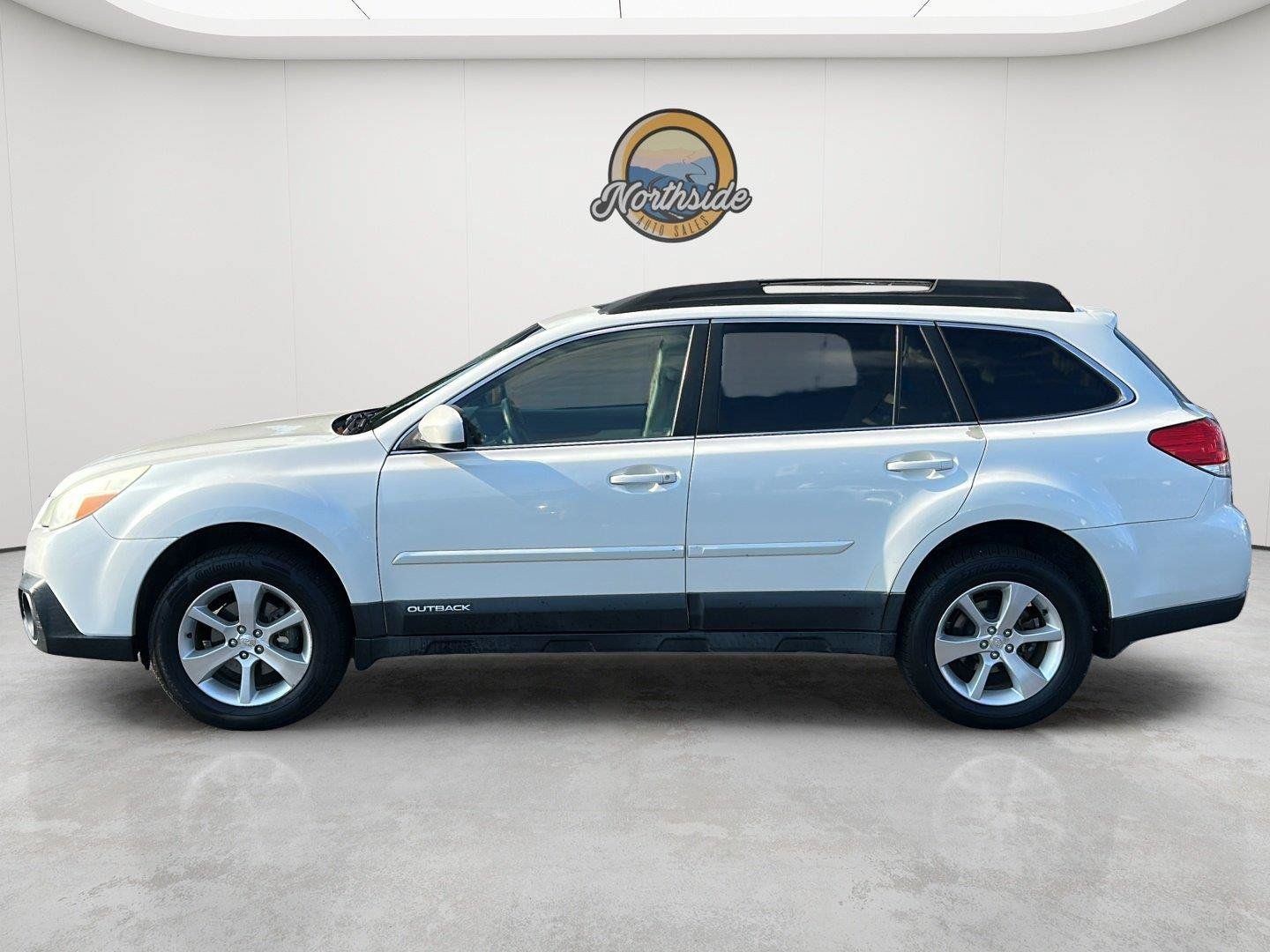 Used 2013 Subaru Outback 2.5i Limited AWD/4WD image 21