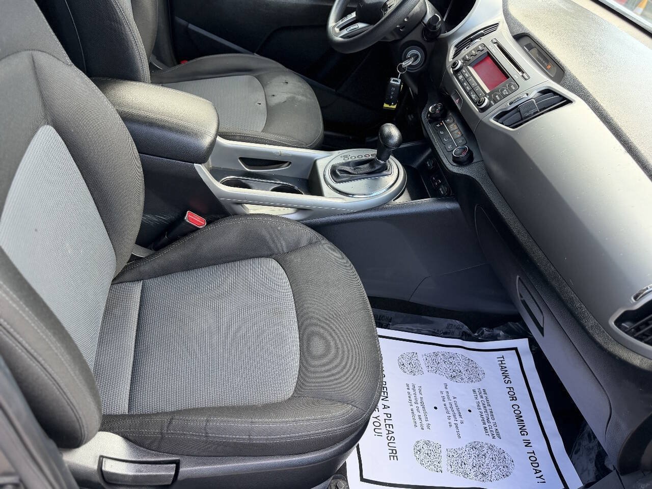 Used 2015 Kia Sportage LX FWD image 19
