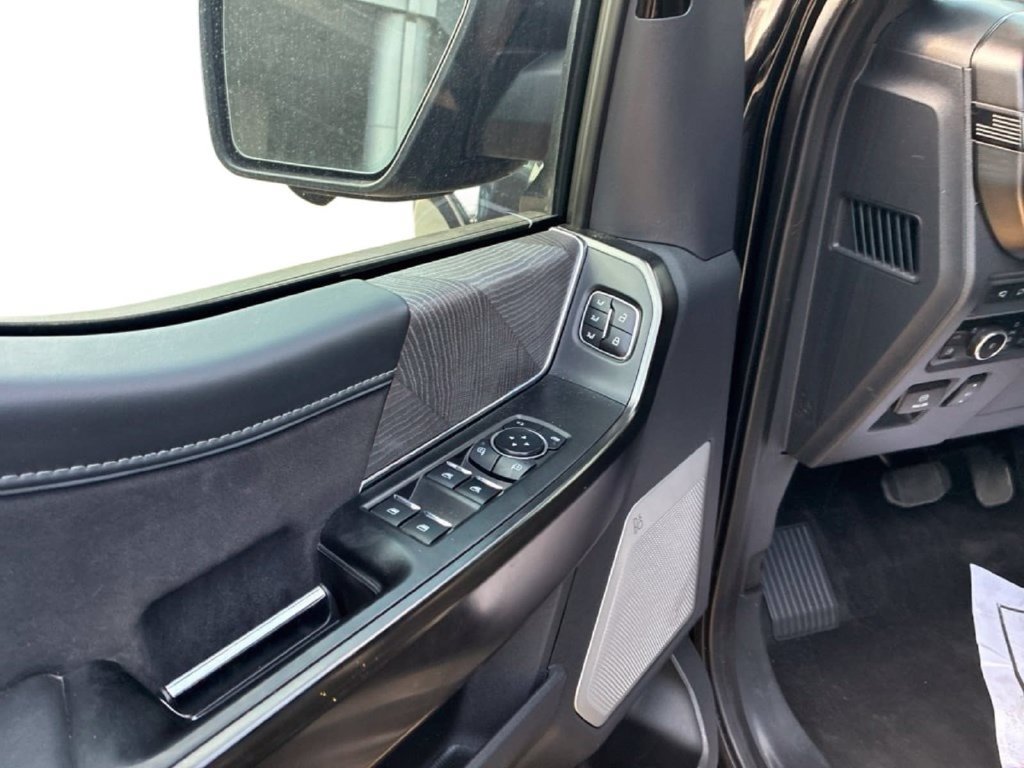 Used 2023 Ford F150 Platinum w/ Equipment Group 701A High AWD/4WD image 19