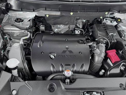 Used 2024 Mitsubishi Outlander Sport SE image 21