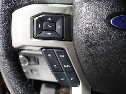 Used 2016 Ford F150 Lariat image 41