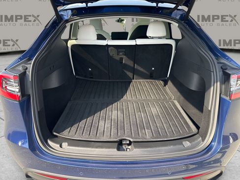 Used 2021 Tesla Model Y Long Range image 31
