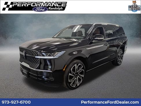 Used 2026 Lincoln Navigator Reserve AWD/4WD image 1