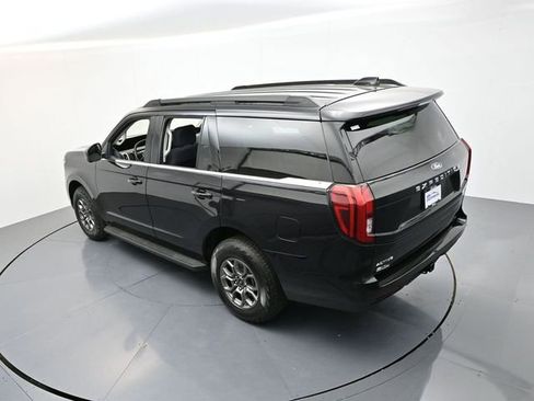 New 2025 Ford Expedition Active image 22