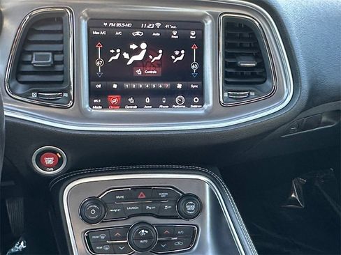 Used 2020 Dodge Challenger SRT Hellcat image 15