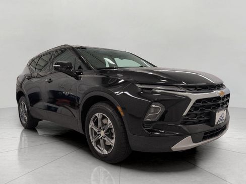 Used 2023 Chevrolet Blazer LT AWD/4WD image 1