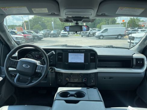 Used 2023 Ford F350 XL AWD/4WD image 15