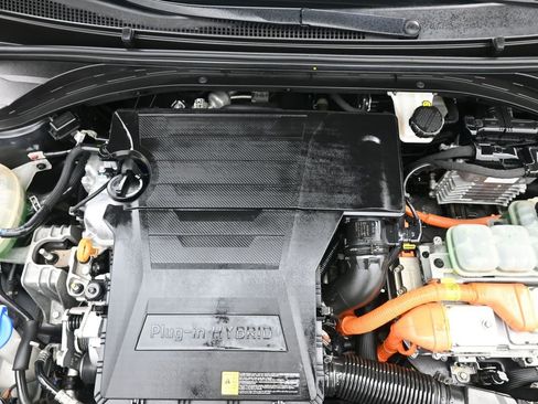 Used 2020 Hyundai Ioniq Limited image 24