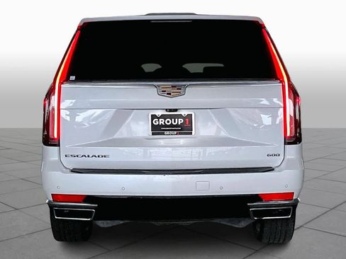 Used 2021 Cadillac Escalade ESV Premium Luxury w/ Driver Assist Tech Package image 4