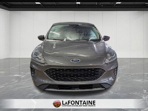 Used 2022 Ford Escape SE w/ Cold Weather Package image 8