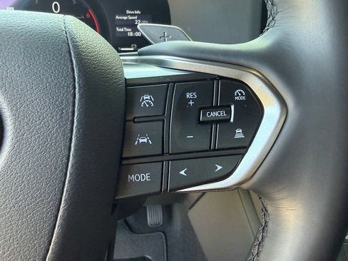 Used 2025 Lexus GX 550 w/ Cold Area Package AWD/4WD image 30