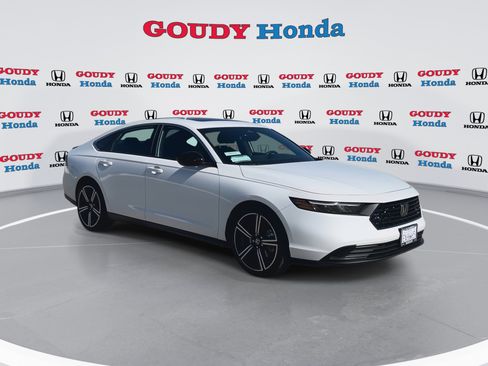 Certified 2025 Honda Accord Sport image 2