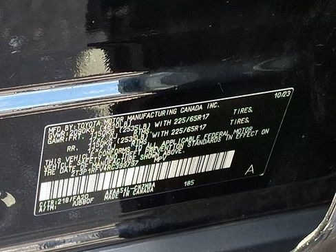 Certified 2024 Toyota RAV4 XLE AWD/4WD image 30
