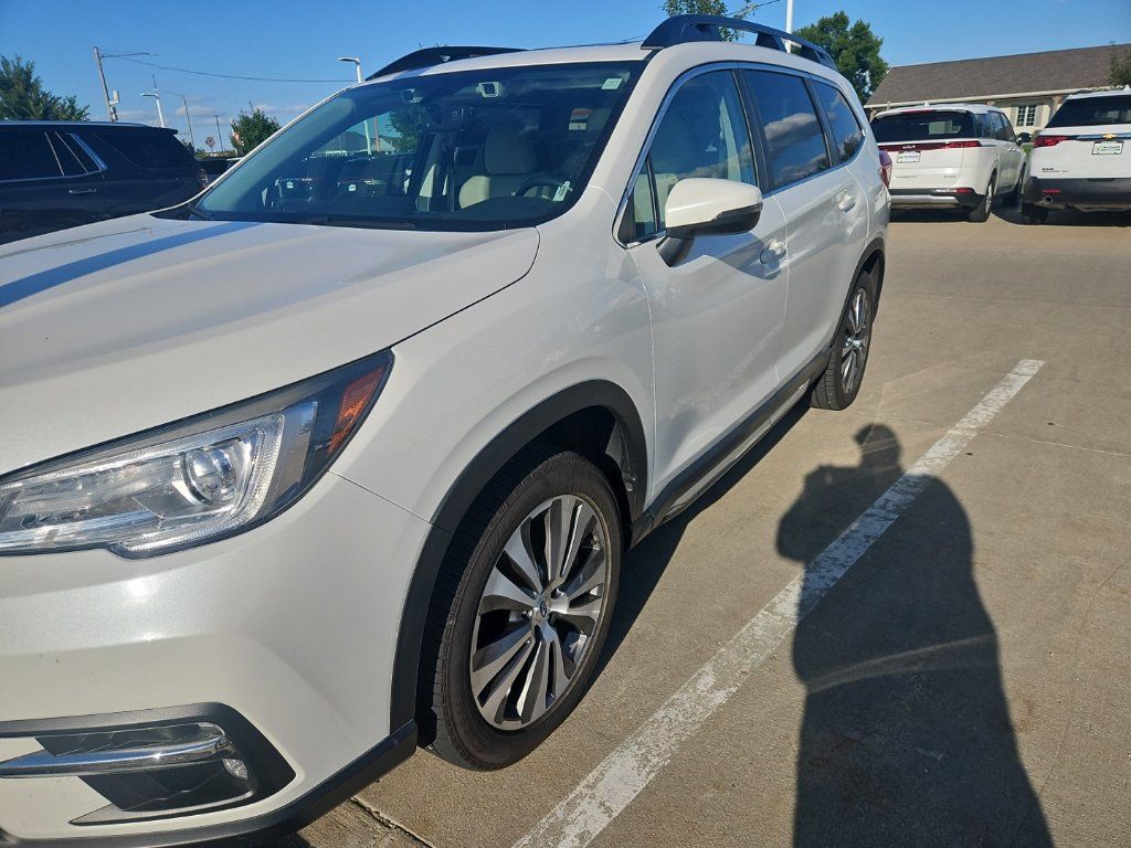Used 2020 Subaru Ascent Limited w/ Technology Package AWD/4WD image 2