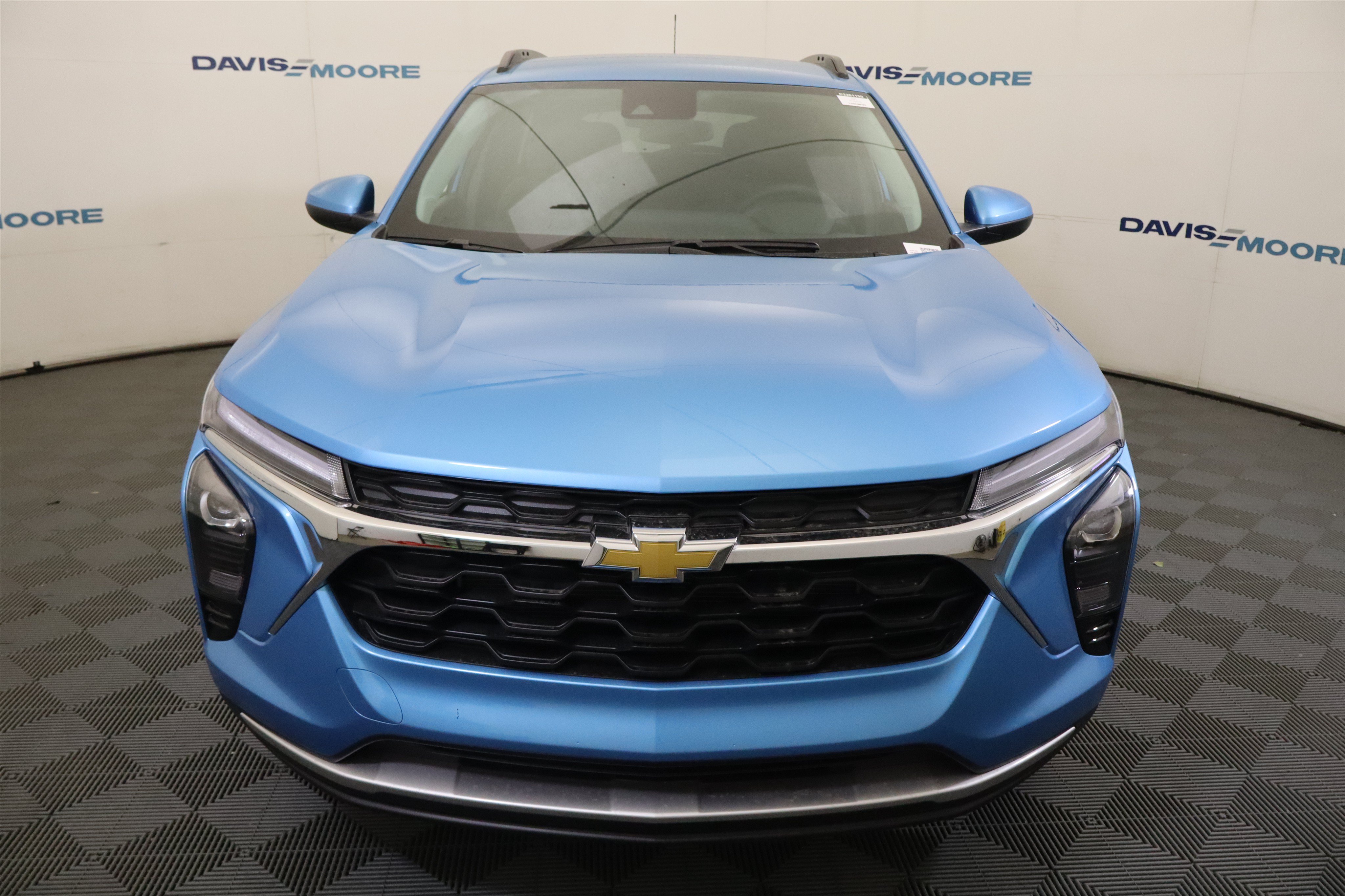 New 2026 Chevrolet Trax LT w/ Driver Confidence Package FWD image 14