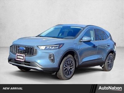 New 2026 Ford Escape SE w/ Class II Trailer Tow Package