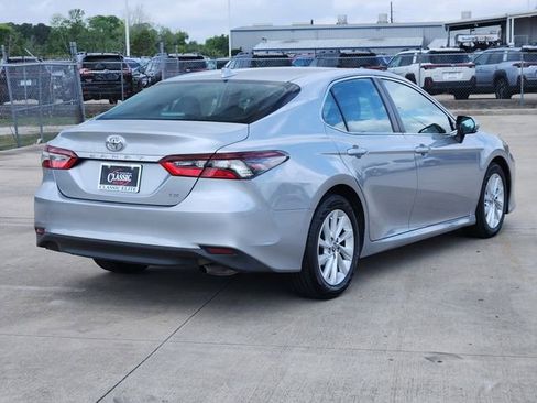 Used 2023 Toyota Camry LE FWD image 7