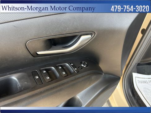 Used 2023 Hyundai Santa Cruz SEL Premium w/ Winter Package AWD/4WD image 12