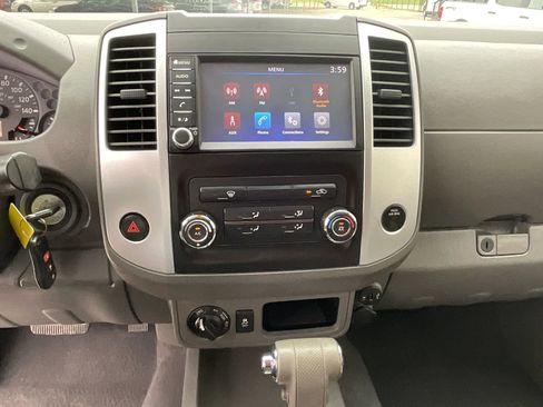 Used 2019 Nissan Frontier SV AWD/4WD image 36