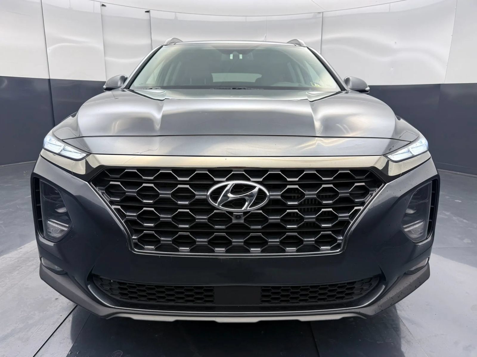 Used 2020 Hyundai Santa Fe Limited w/ Cargo Package AWD/4WD image 2