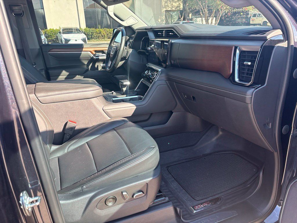 Used 2023 GMC Sierra 1500 Denali w/ Denali Reserve Package AWD/4WD image 19