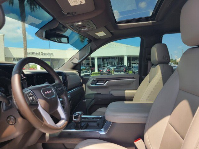 Used 2023 GMC Sierra 1500 SLT w/ SLT Premium Plus Package RWD image 12