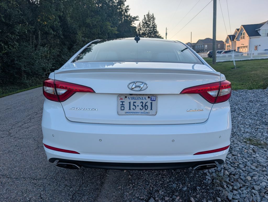 Used 2016 Hyundai Sonata Limited w/ Option Group 05 FWD image 4