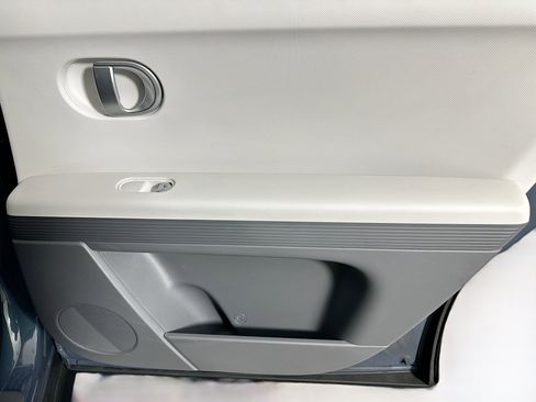 Used 2024 Hyundai Ioniq 5 SEL RWD image 30