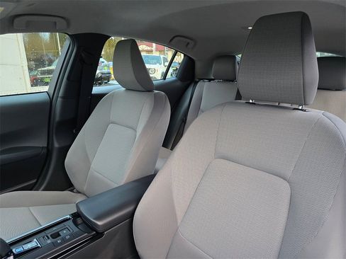 Certified 2026 Toyota Prius LE image 21