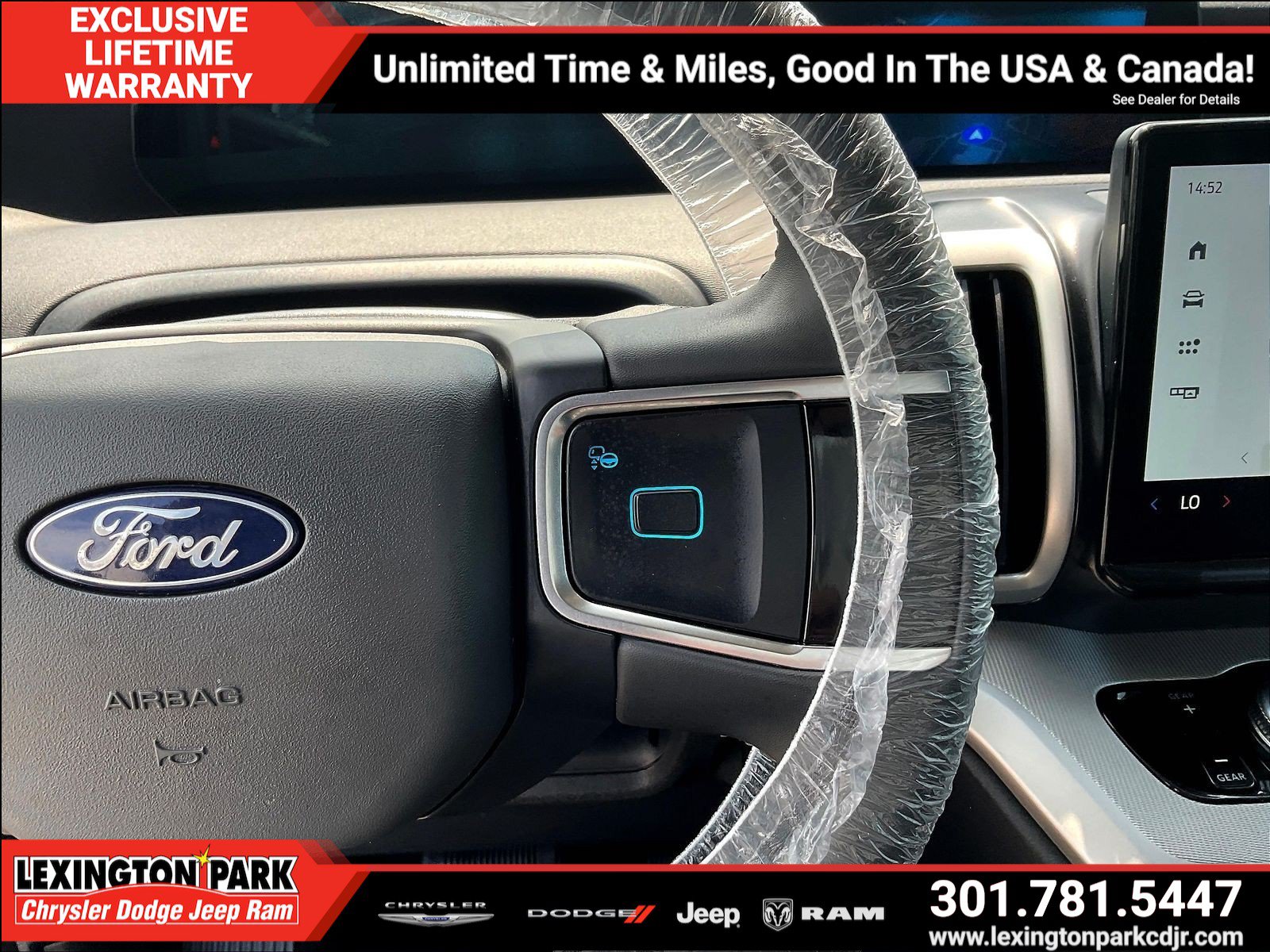 Used 2025 Ford Expedition Max Active AWD/4WD image 12