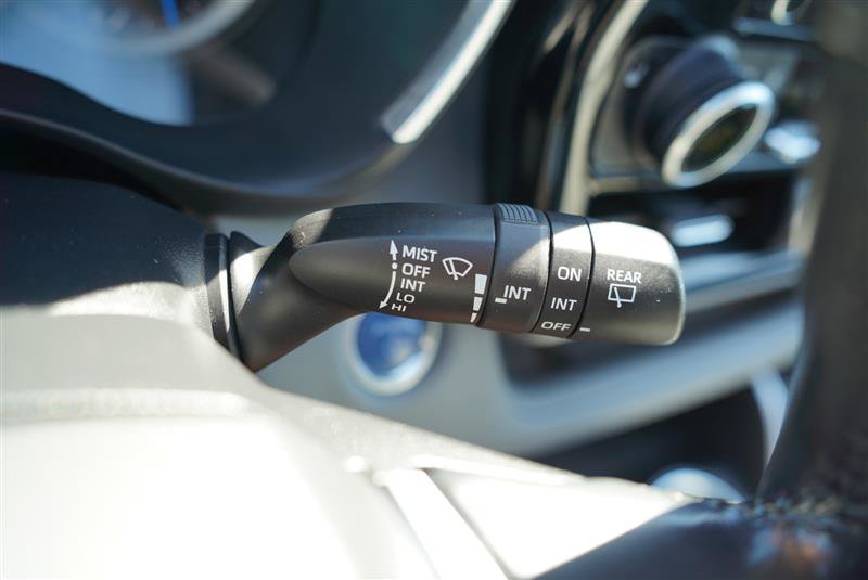 Used 2020 Toyota Highlander XLE AWD/4WD image 62