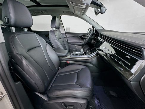 Used 2023 Audi Q7 2.0T Premium Plus w/ Premium Plus Package AWD/4WD image 8