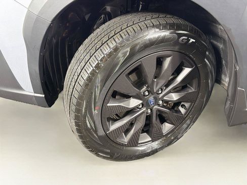 Used 2025 Subaru Outback Onyx Edition AWD/4WD image 37