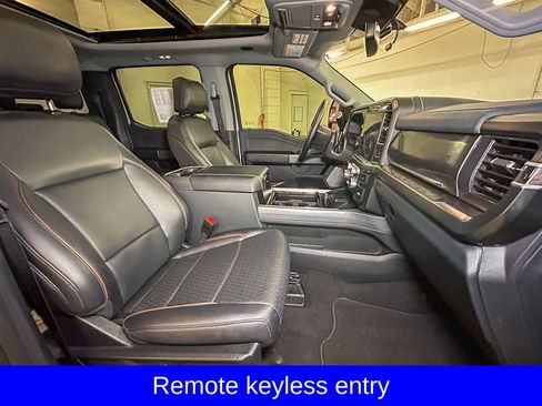 Certified 2025 Ford F250 Lariat w/ Lariat Ultimate Package AWD/4WD image 7